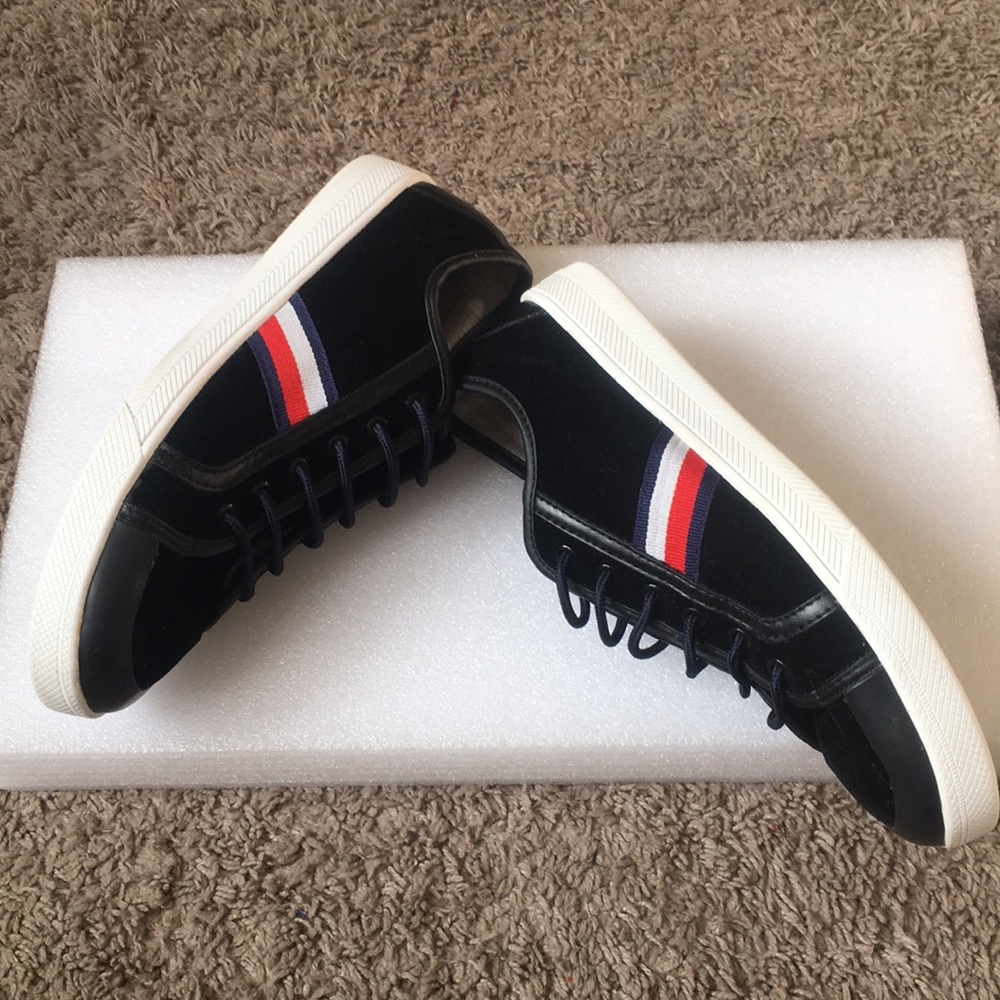 Women Tommy Hilfiger Sneakers